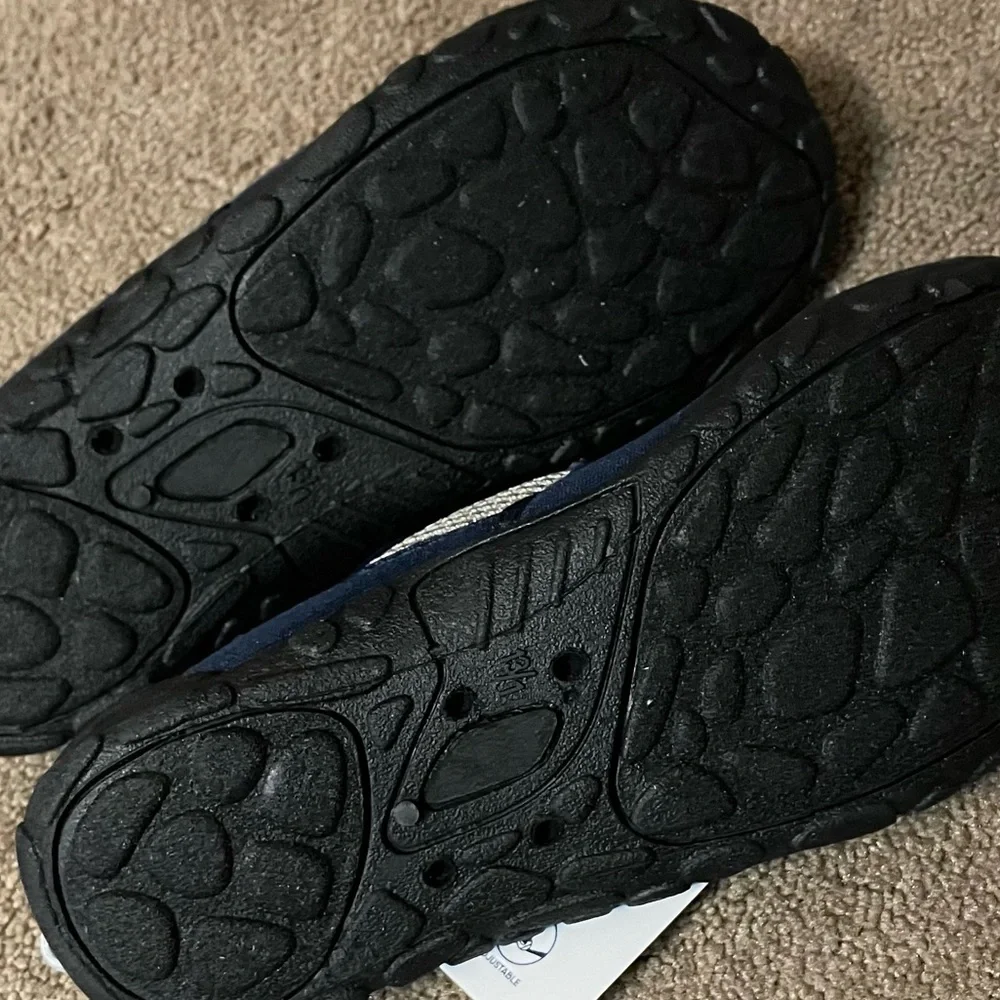 NWT Kids Lands End Aqua Shoes size 13/1 dark navy blue and gray